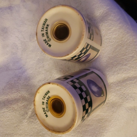 Salt & Pepper Shakers Vegetables & Green Checker Pattern Vintage Himark Ceramic - Picture 4 of 4
